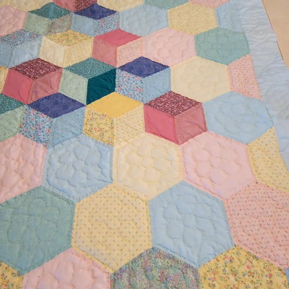 Handmade Hexagon Patchwork Quilt 51x39 Vintage Pastel 1990 Baby Lap Throw